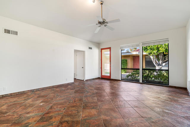 2501 N Indian Canyon Drive #631, Palm Springs, CA 92262
