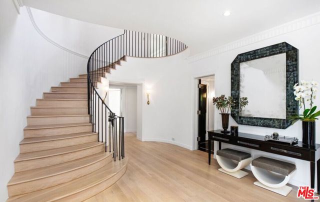 111 N Mapleton Drive, Los Angeles CA: https://media.crmls.org/mediaz/7820d53d-5265-4ba6-aad7-dfd03e8d852f.jpg