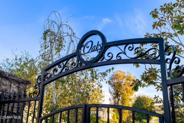 551 Rustic Hills Drive, Simi Valley CA: https://media.crmls.org/mediaz/7820dd6d-6323-41c9-86ba-0ee74ad5be32.jpg