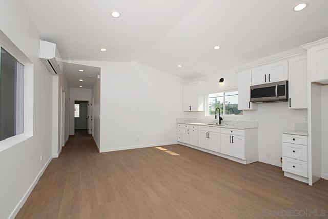 4625 Adair St, San Diego CA: https://media.crmls.org/mediaz/7821a2b8-0dd8-4926-8c8f-66cb92496e9d.jpg