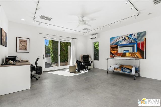 526 W Chino Canyon Road, Palm Springs, CA 92262