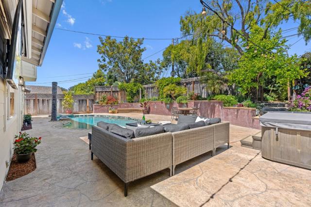 200 Cortez Street, Capitola CA: https://media.crmls.org/mediaz/78223b41-98ac-4637-aa28-12adc4916cea.jpg