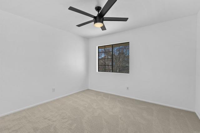 Detail Gallery Image 27 of 48 For 1922 Spyglass Cir, Vista,  CA 92081 - 4 Beds | 2/1 Baths