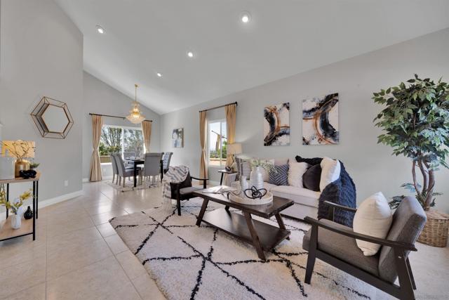 9959 Riverhead Dr, San Diego CA: https://media.crmls.org/mediaz/7822d225-c500-4a94-b2ad-39ff11014fba.jpg