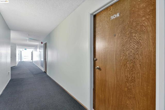 567 Oakland Ave, Oakland, California 94611, 1 Bedroom Bedrooms, ,1 BathroomBathrooms,Condominium,For Sale,Oakland Ave,41083171