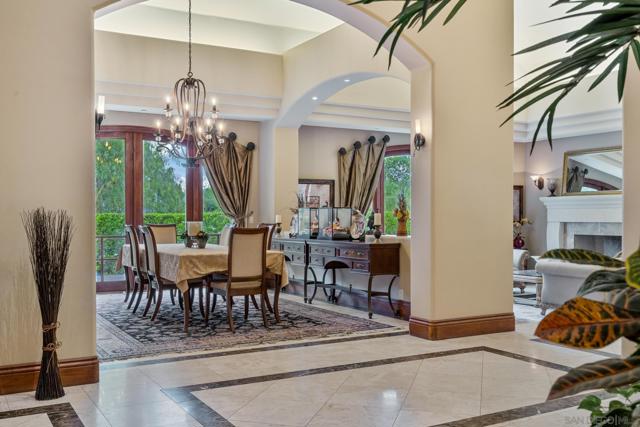 14380 Ciera Court, Poway CA: https://media.crmls.org/mediaz/78248684-ec21-4a5c-8566-130d65164c99.jpg