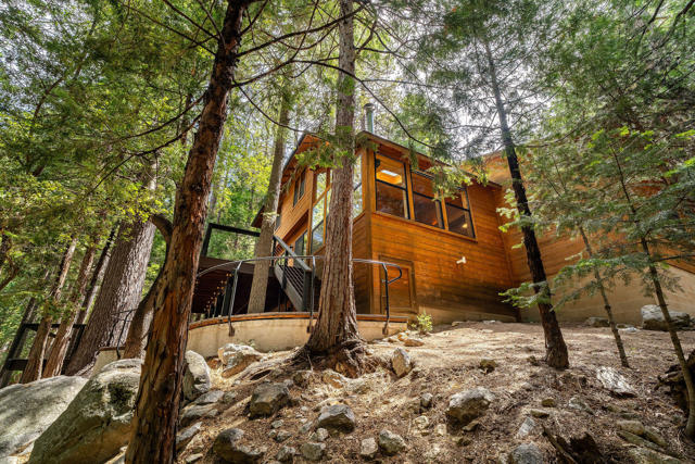 24542 Fern Valley Road, Idyllwild CA: https://media.crmls.org/mediaz/7825379a-1e30-4c60-bbc8-59f3e177f6b8.jpg