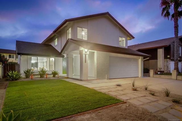 13856 Paseo Cardiel, San Diego CA: https://media.crmls.org/mediaz/7825d342-741a-4dea-ad9f-ebe65b0413bb.jpg