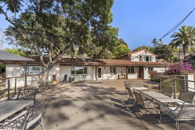 10013 Pandora Drive, La Mesa CA: https://media.crmls.org/mediaz/78266064-0e61-46d1-af8f-5942aa7aa985.jpg