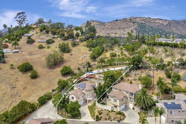 2106 Zachary Gln, Escondido CA: https://media.crmls.org/mediaz/7827a73b-1337-412e-8e12-77b5ac950182.jpg