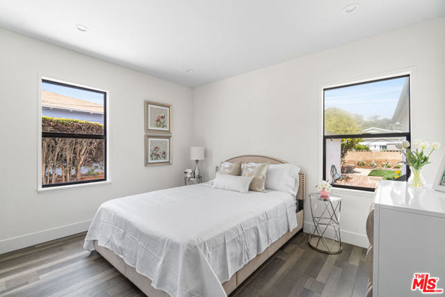 2912 Greenfield Avenue, Los Angeles CA: https://media.crmls.org/mediaz/78291364-054e-424b-a6b7-b73f82eb203e.jpg