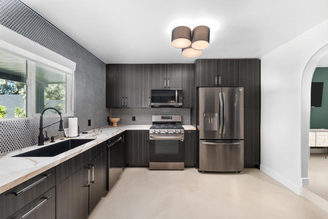 17319 Keith Street, Palm Springs CA: https://media.crmls.org/mediaz/782af779-9951-48d0-93d5-6b3097596408.jpg