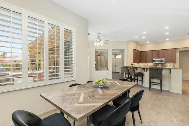 63 San Marino Circle, Rancho Mirage CA: https://media.crmls.org/mediaz/782c4770-1d3f-451c-ad6e-a9408c45ed99.jpg