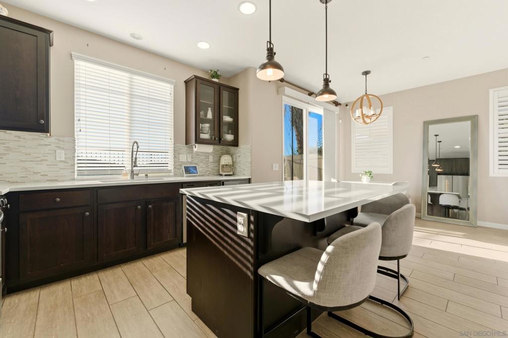 MLS #250045028SD image #12