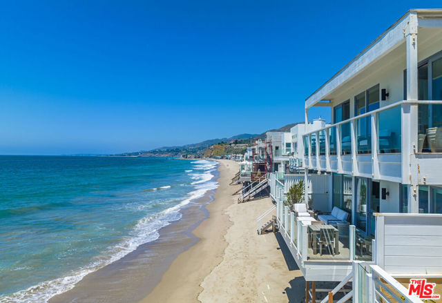21250 Pacific Coast Highway photo 2
