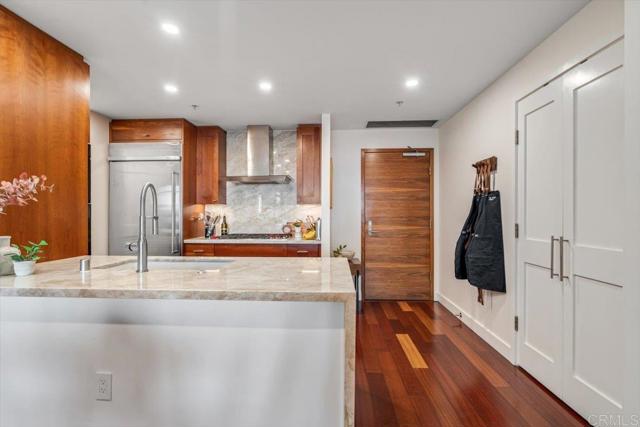 Photo #8: PTP2502421 Listing: Photo #8