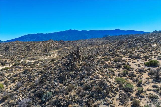 Image 70 of 80 For 57795 Big Horn Drive