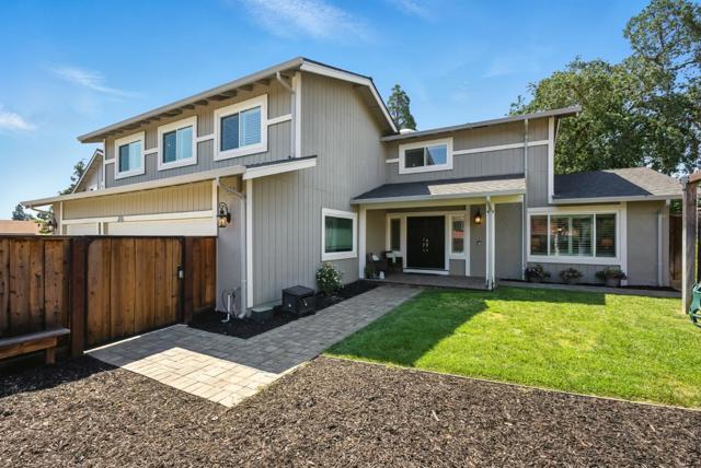 1010 Creekside Court, Morgan Hill CA: https://media.crmls.org/mediaz/782e8dfb-17be-4035-b8b0-397ec464f007.jpg