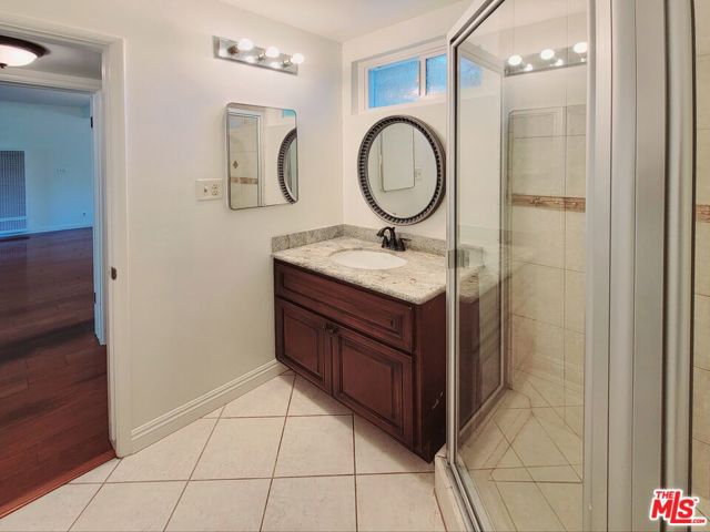 25353 Oak Street, Lomita CA: https://media.crmls.org/mediaz/782effe0-4501-4869-b163-2924b775a858.jpg