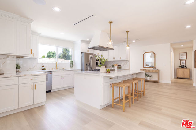22250 Strathern Street, Canoga Park CA: https://media.crmls.org/mediaz/782f328c-f540-4306-bdce-5274b190c2a8.jpg