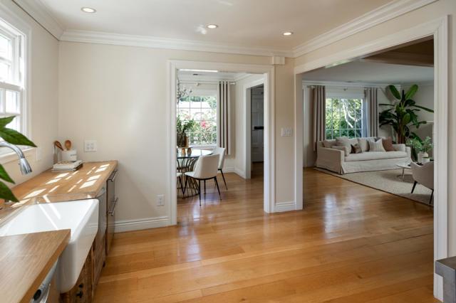 945 Evelyn Street, Menlo Park CA: https://media.crmls.org/mediaz/782f5741-145d-400c-84d9-2c7020de04a2.jpg