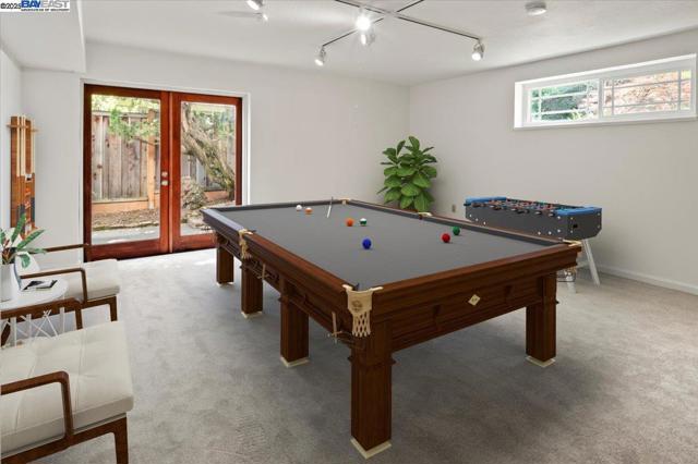 3554 Arcadian Ct, Castro Valley CA: https://media.crmls.org/mediaz/782fe68f-201c-4c21-9520-75a2804aeaef.jpg