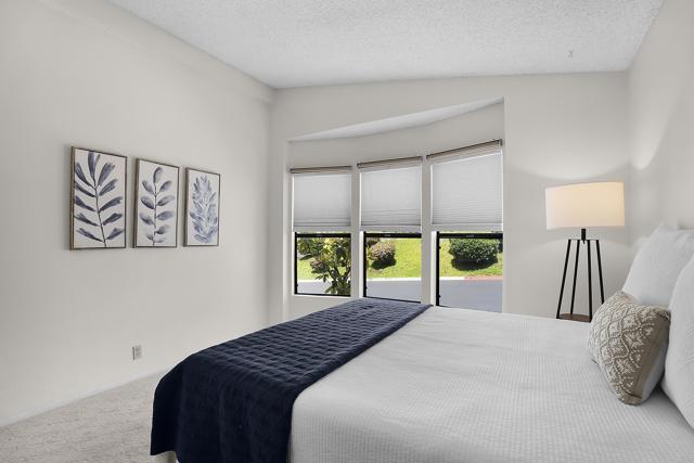 2010 W San Marcos Boulevard, San Marcos CA: https://media.crmls.org/mediaz/78327480-b799-4337-bfd0-3bded6ae6084.jpg