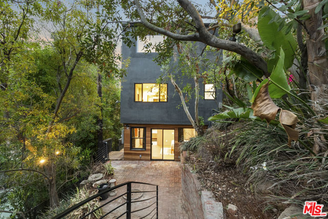 12220 Benmore Terrace, Los Angeles CA: https://media.crmls.org/mediaz/783556cd-a040-40ad-a7d6-2516e12f7c50.jpg