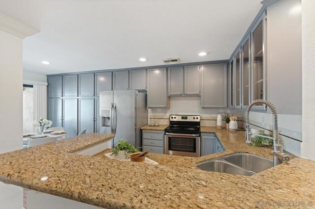 4347 Nobel Dr, San Diego CA: https://media.crmls.org/mediaz/7835e878-5821-4b10-923f-87c82e42ac3a.jpg