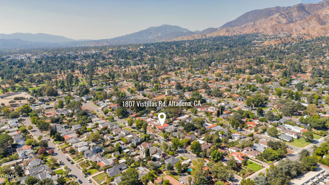 1807 Vistillas Road, Altadena CA: https://media.crmls.org/mediaz/783635f1-6f49-4842-aeba-5294c8d2db04.jpg