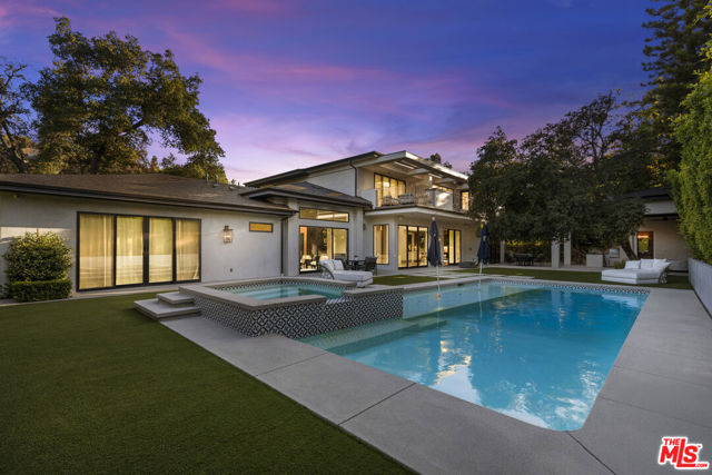 17401 Rancho Street, Encino CA: https://media.crmls.org/mediaz/783719c5-2e85-4199-8223-b40e07afdbc9.jpg