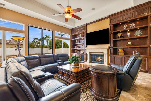 54195 Alysheba Drive, La Quinta CA: https://media.crmls.org/mediaz/7837380e-5cce-4e1e-8328-e4c5ed410212.jpg
