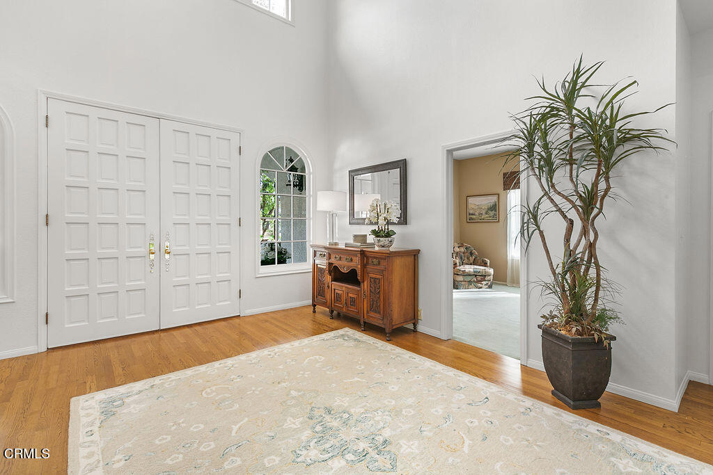 MLS #V1-33351 image #8