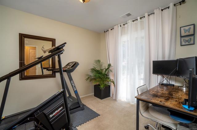 2826 Calle De Malibu, Escondido CA: https://media.crmls.org/mediaz/783ac931-eb2d-4f2a-a407-6fa29e9ff1c0.jpg
