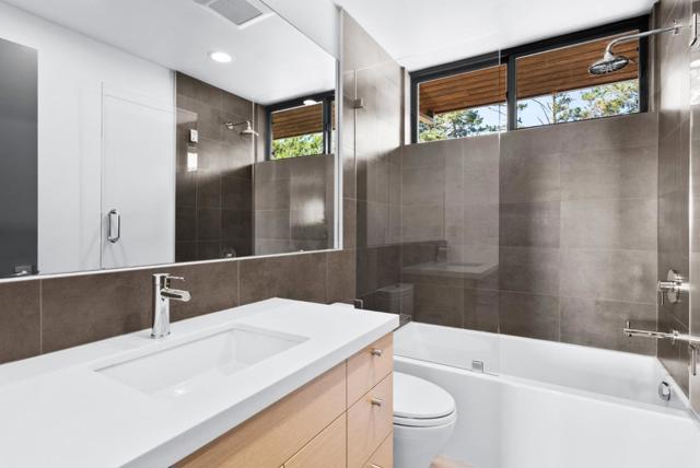 600 Sea View Terrace, La Selva Beach CA: https://media.crmls.org/mediaz/783ad05f-a9ad-431e-8520-5e0893966cce.jpg