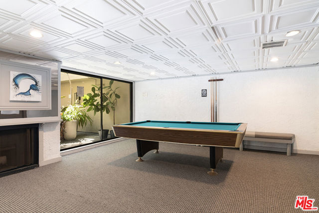 740 N Kings Road, West Hollywood CA: https://media.crmls.org/mediaz/783c33ce-14a6-4665-b303-29b6293b1385.jpg