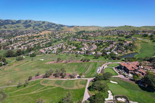 5828 Newgate Court, San Jose CA: https://media.crmls.org/mediaz/783cca29-6d04-458e-82d0-3d63e0f48780.jpg