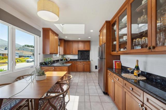 300 4th Street, Montara CA: https://media.crmls.org/mediaz/783cd6f3-c760-4b43-bd20-b68a440e82af.jpg
