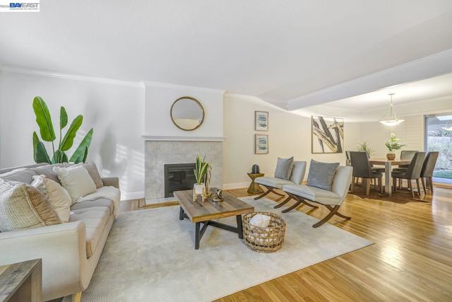 Image 4 of 57 For 796 Posada Way