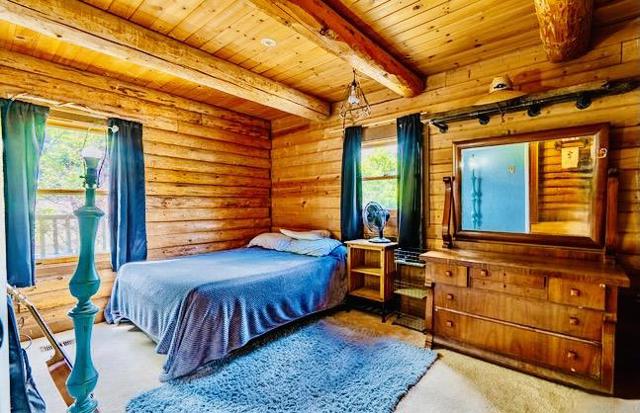 4101 San Juan Canyon Road, San Juan Bautista CA: https://media.crmls.org/mediaz/783d0d40-d811-4a5f-ba39-db8c3dc4b96c.jpg