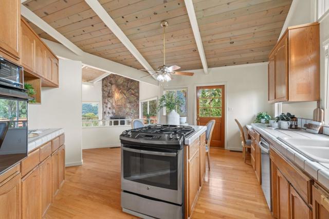 17121 Parkview Drive, Morgan Hill CA: https://media.crmls.org/mediaz/783d0e4c-0eb4-4565-9931-af77b906bb3e.jpg