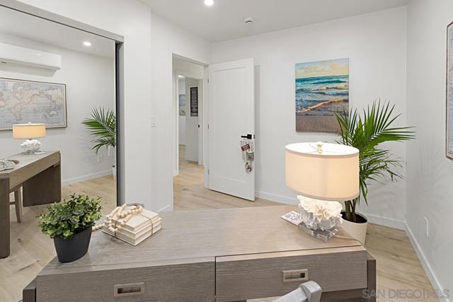 4822 Kesling Court, San Diego CA: https://media.crmls.org/mediaz/783d816a-5f2e-4093-8d58-1a21d4349196.jpg