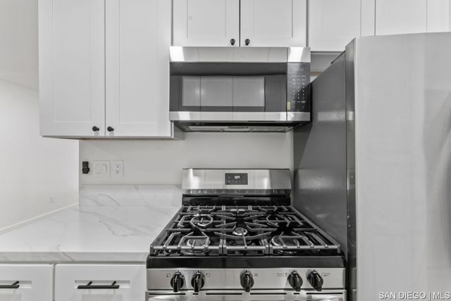 4855 Cole ST, San Diego CA: https://media.crmls.org/mediaz/783e55c4-d4f6-4791-9bc3-e0b8a2131c47.jpg