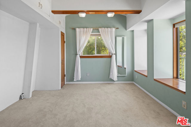 1212 Fernwood Pacific Drive, Topanga CA: https://media.crmls.org/mediaz/783ef01d-9d57-49a1-b14e-b6207978180b.jpg