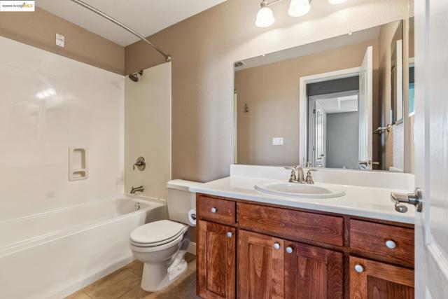 6443 Blue Rock Ct., Oakland CA: https://media.crmls.org/mediaz/783f4388-8ea0-47c8-8548-85f29dc696fa.jpg