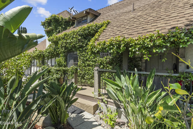 215 Pepper Road, Newbury Park CA: https://media.crmls.org/mediaz/783f498e-a82e-4ebc-a774-bb5ca37d3491.jpg