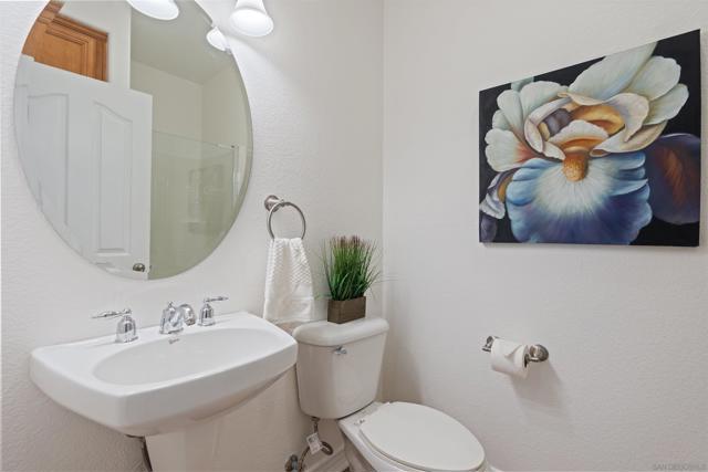 1726 BLUE WATER LANE, San Marcos CA: https://media.crmls.org/mediaz/7840d547-1af1-4a99-92fa-b5e4f4aca9e8.jpg