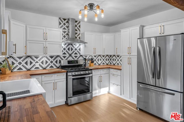17832 Little Tujunga Canyon Road, Santa Clarita CA: https://media.crmls.org/mediaz/78415610-be14-4d8a-800c-59cd8e2bfff8.jpg