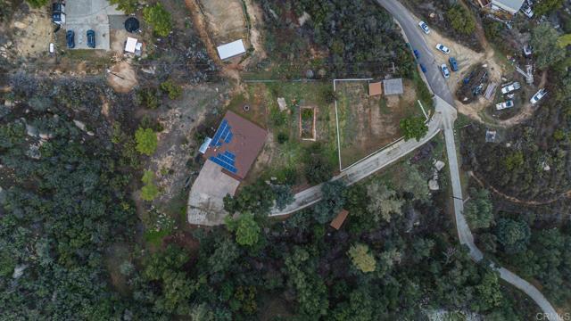 20591 Sycamore Springs Road, Jamul CA: https://media.crmls.org/mediaz/7843e133-3f03-42a8-9209-d2749c154362.jpg