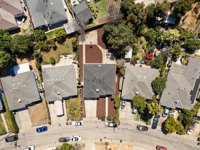 120 Abelia Way, East Palo Alto CA: https://media.crmls.org/mediaz/78441aa3-51ed-4b58-8382-1eb9d91b0775.jpg